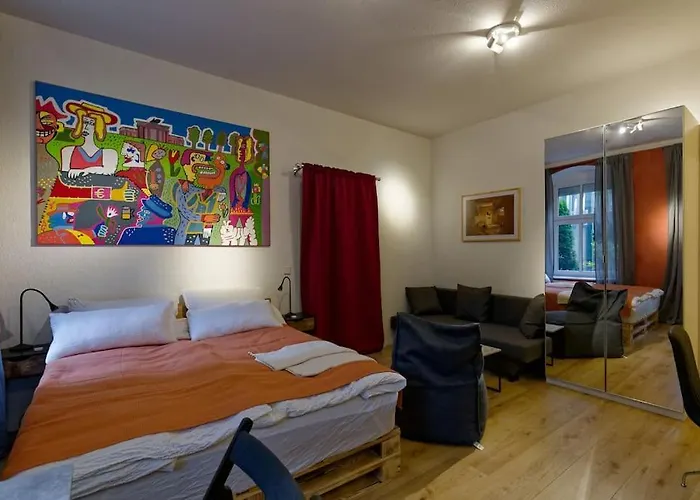 Wohnung 3 Neben Warschauer Platz Und Spree
