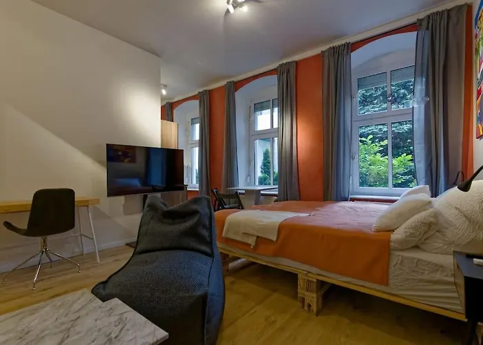 Wohnung 3 Neben Warschauer Platz Und Spree